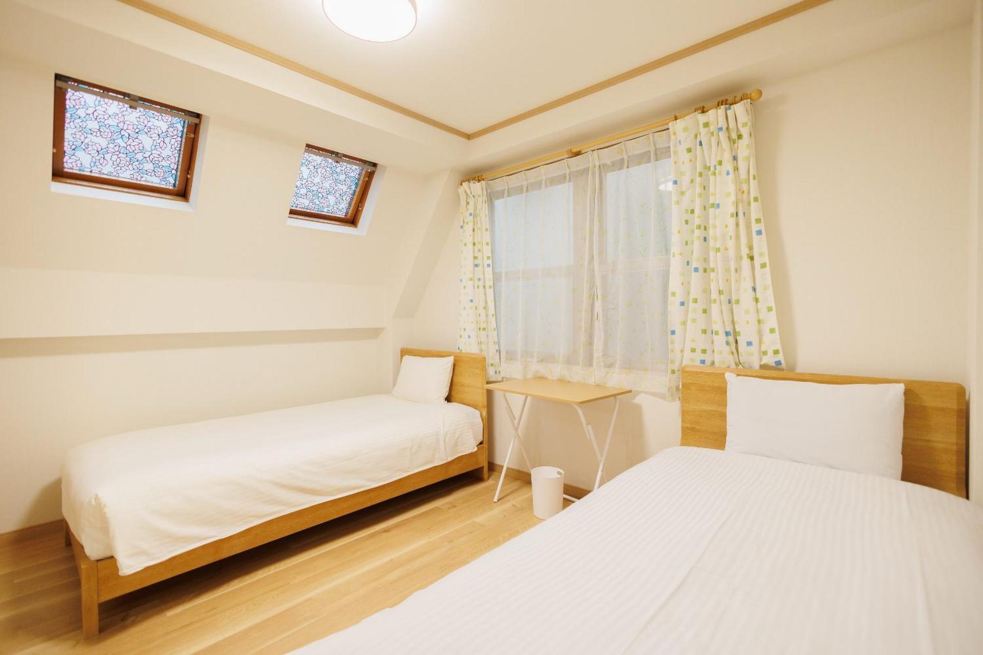 Hotaku Hotel Akihabara Токіо Екстер'єр фото